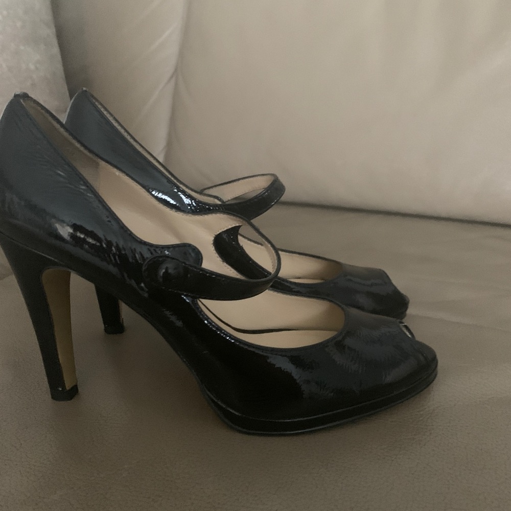 Anne Klein shoes size 7.5